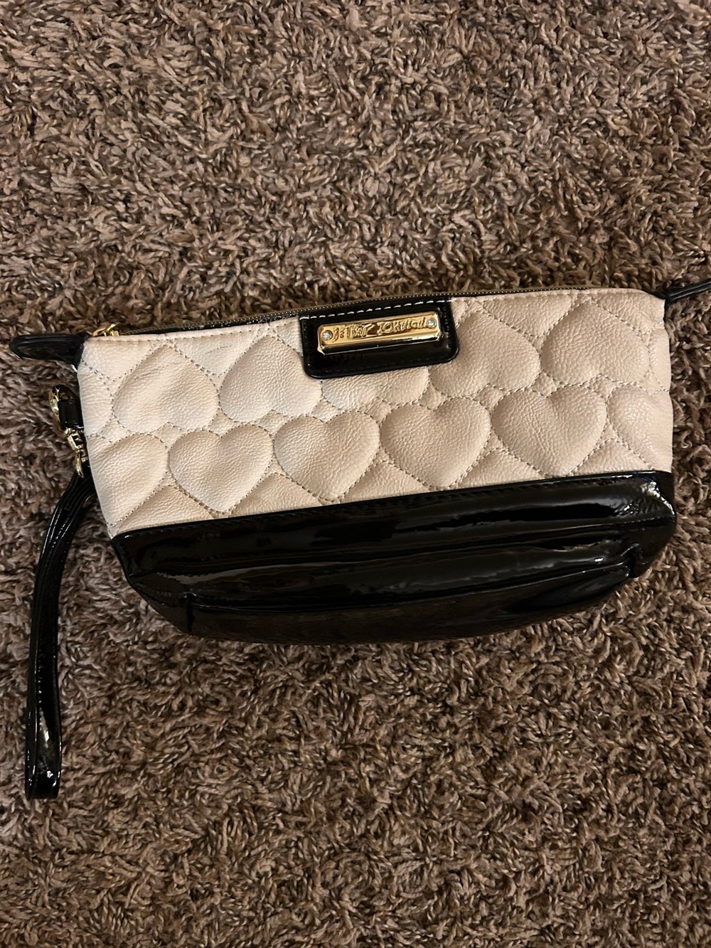 Betsey Johnson Cream Quilted Heart Wristlet with Black Patent Trim